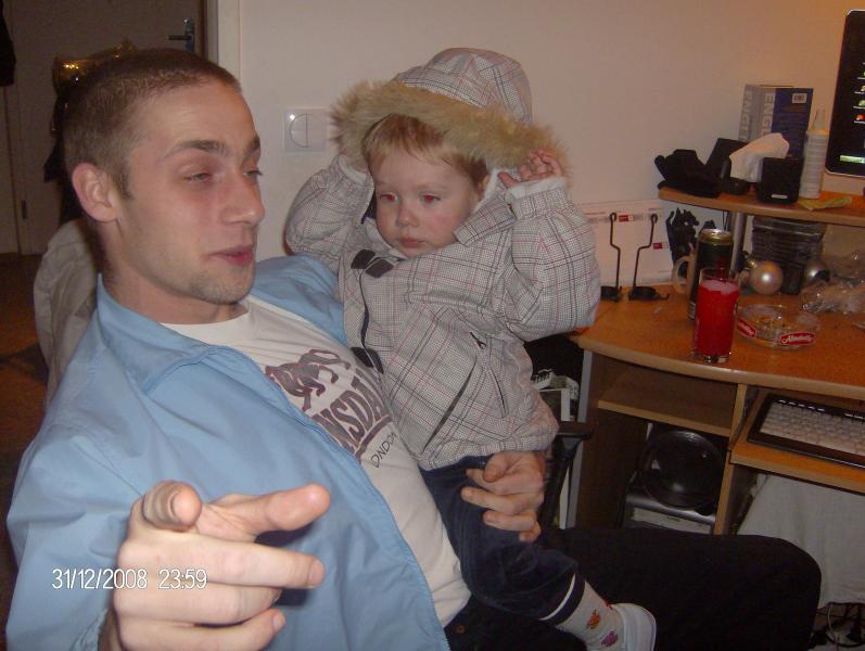 papa voll besoffen:)