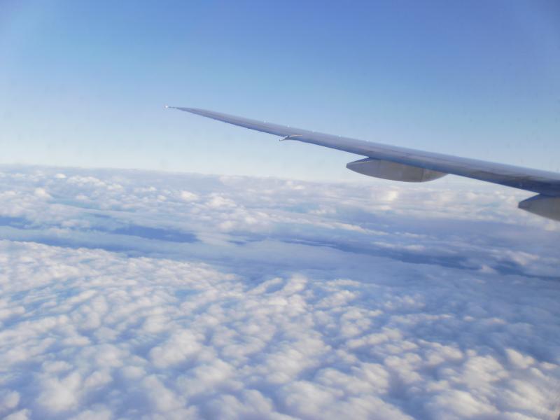 Restliche 'Wölkchen' des Hurrikans mit dem wir mitgeflogen sind..*schauder*. Das war vielleicht ein Gerumpel mit 1100 km/h...oh Gott, hoffentlich nie wieder.