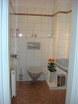 Ui, das erste mal, dass ich sowas "besitze" - ein Gste-WC! Wirklich sehr praktisch ;-)!
