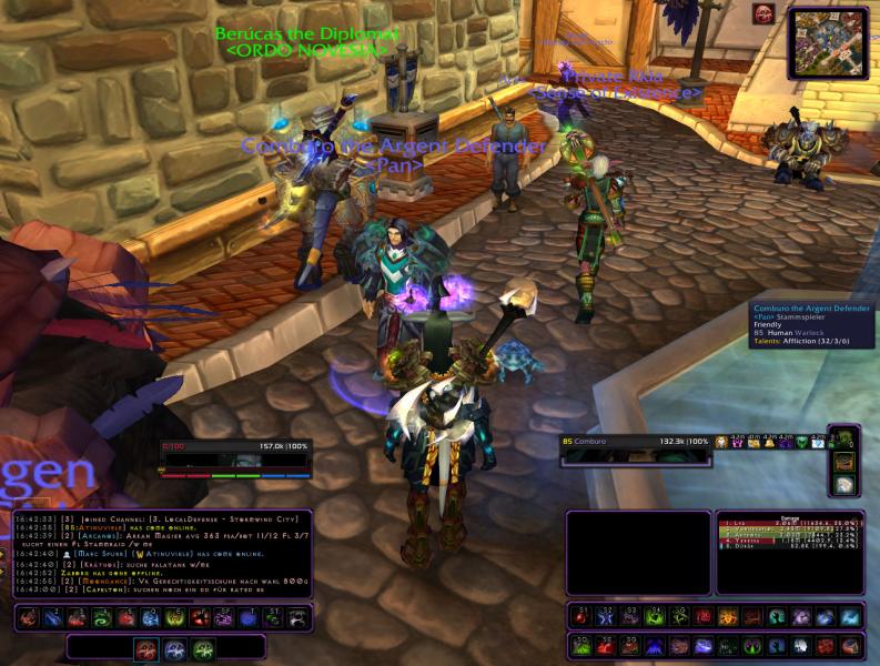 Ich bin so awesome, ich logge mich gleichzeitig mit 2 Charactern ein!