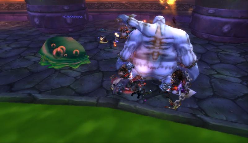 Tss.. hatten wir doch tatschlich ein Wipe wegen nem GM der uns in Naxx "besuchen" kam.. hat uns nicht mal geholfen...